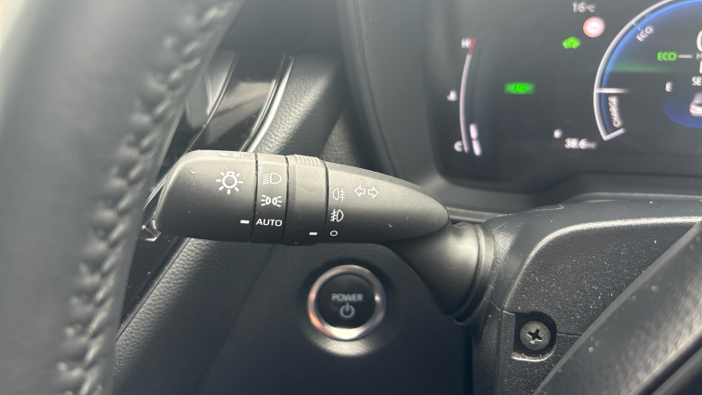 Toyota Corolla Petrol 1.8 VVT-i Hybrid Commercial Auto